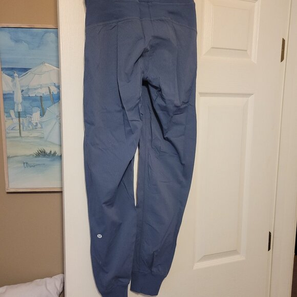 Slate blue lululemon joggers - Picture 2 of 4